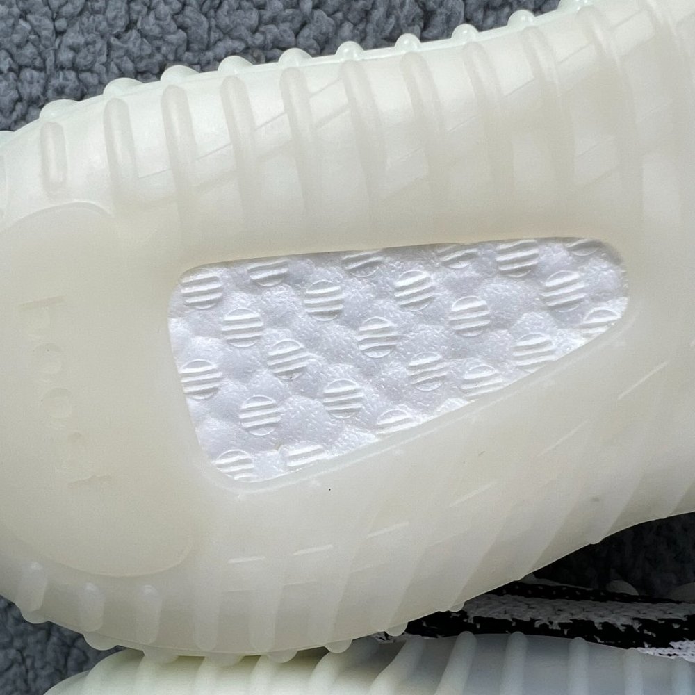 Yeezy Boost 350 V2 Mens 5.5 Shoes White Black Red Zebra Adidas Kanye West 2019 3 - Picture 11 of 12